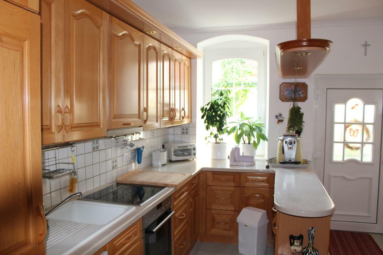Appartement "Blumengassl" Moerbisch Am See Exterior photo
