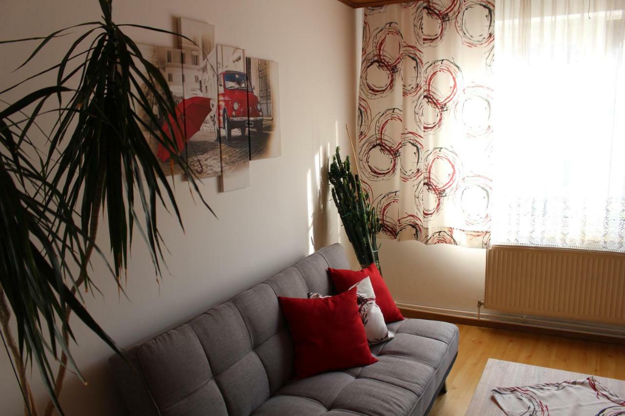 Appartement "Blumengassl" Moerbisch Am See Exterior photo